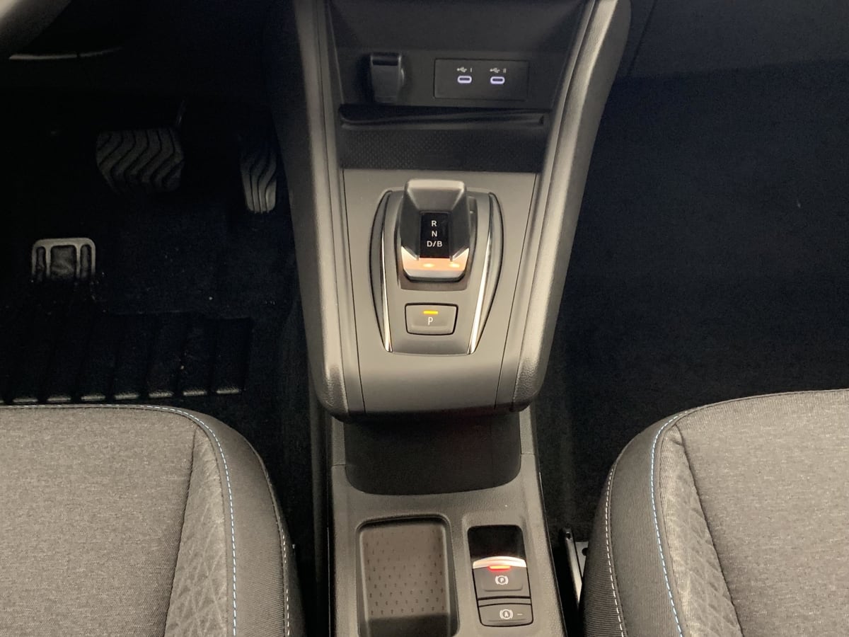 Renault Captur - Image 63
