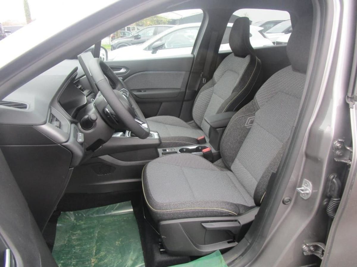 RENAULT CAPTUR CAPTUR MILD HYBRID 160 EDC TECHNO