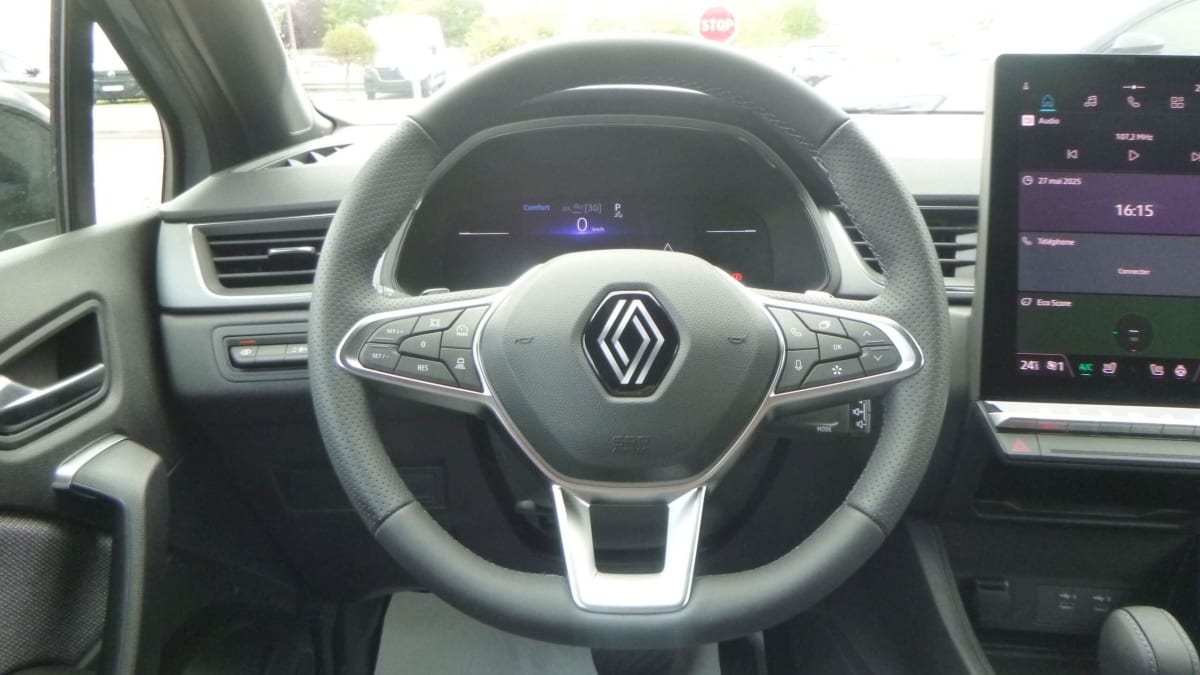 RENAULT CAPTUR CAPTUR MILD HYBRID 160 EDC TECHNO