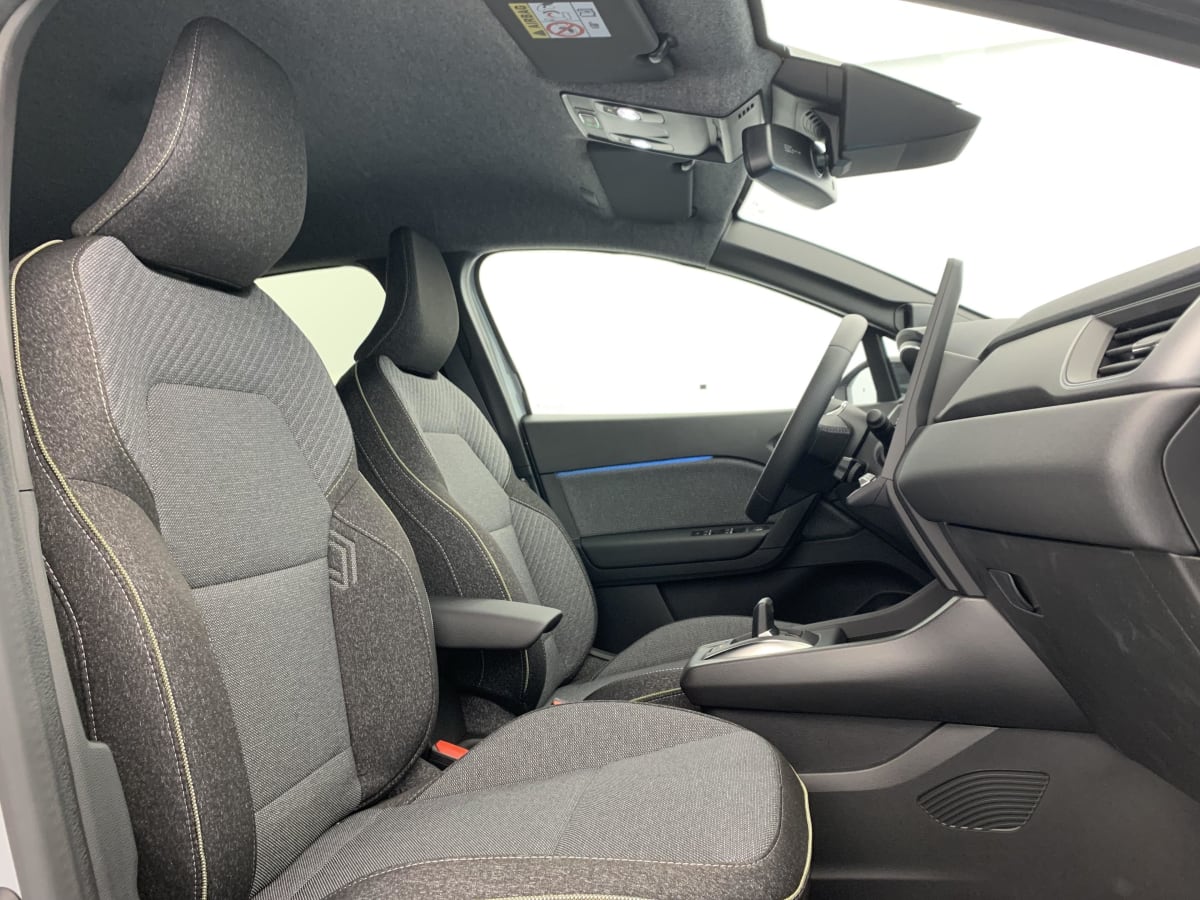 Renault Captur - Image 37