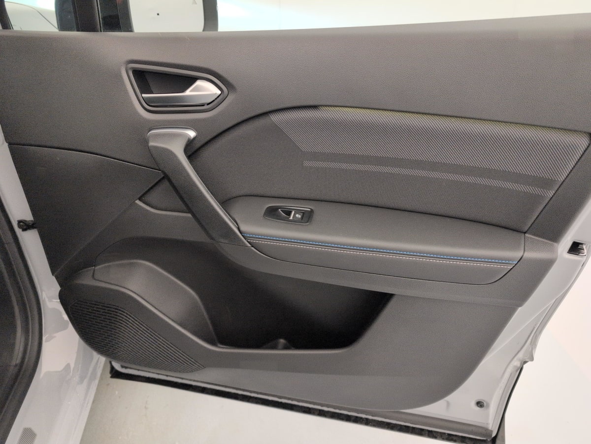 Renault Captur - Image 11