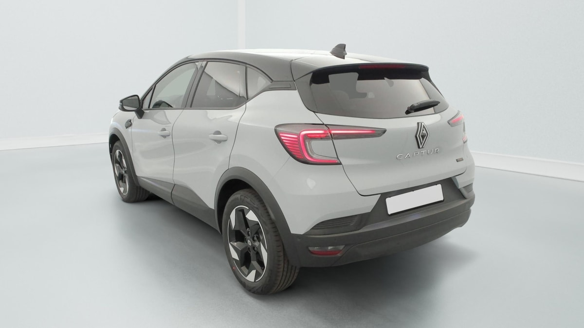 Renault Captur - Image 33