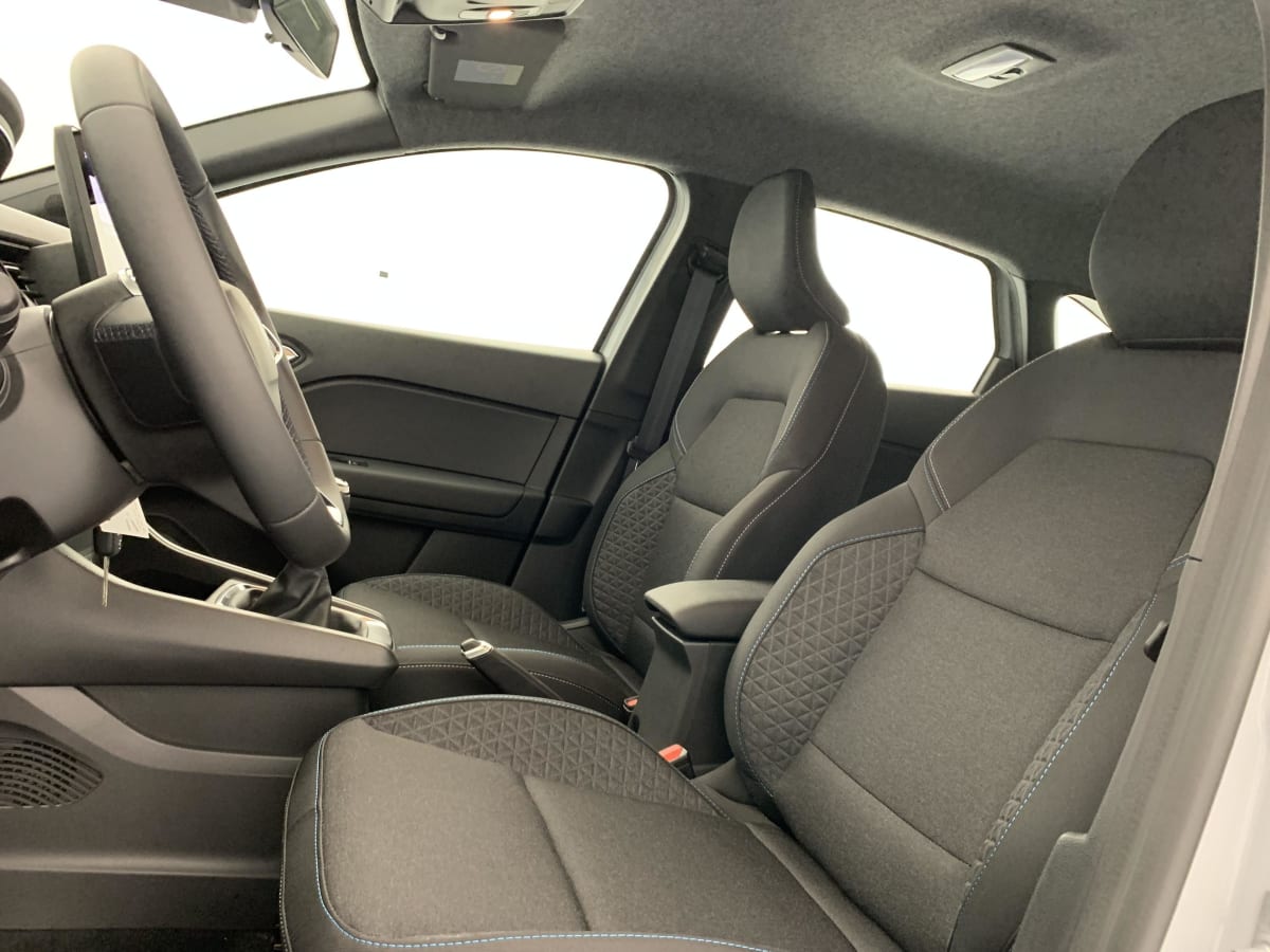 Renault Captur - Image 72
