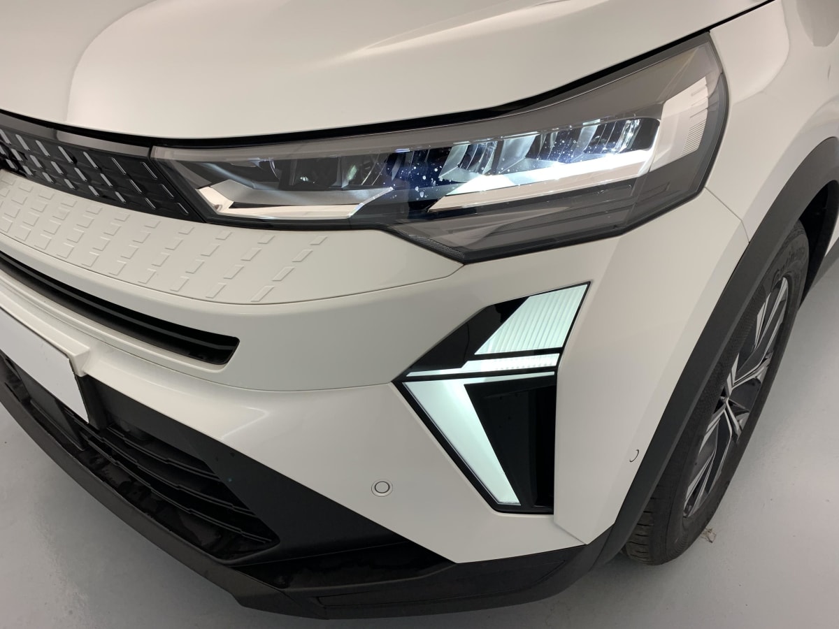 Renault Captur - Image 43