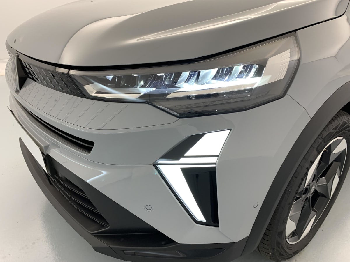 Renault Captur - Image 74