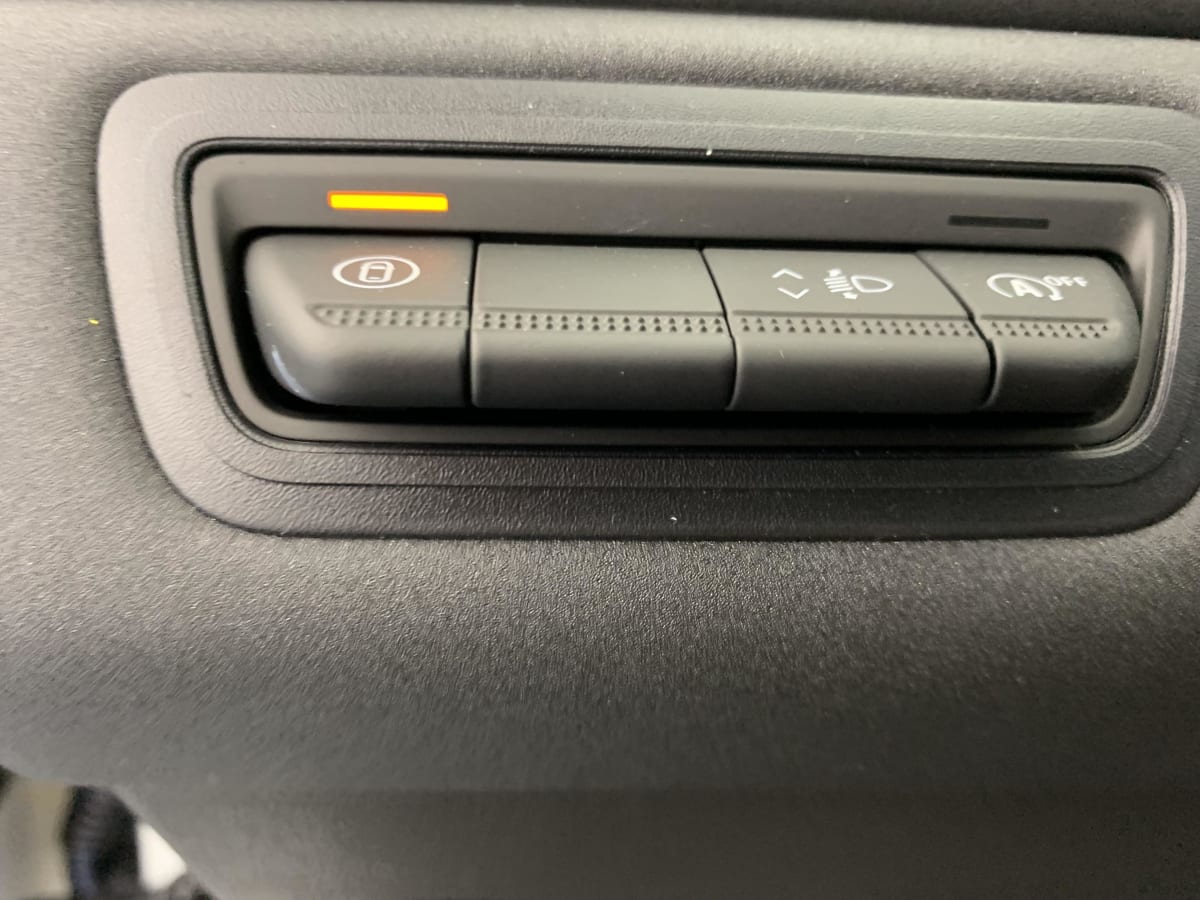 Renault Captur - Image 21