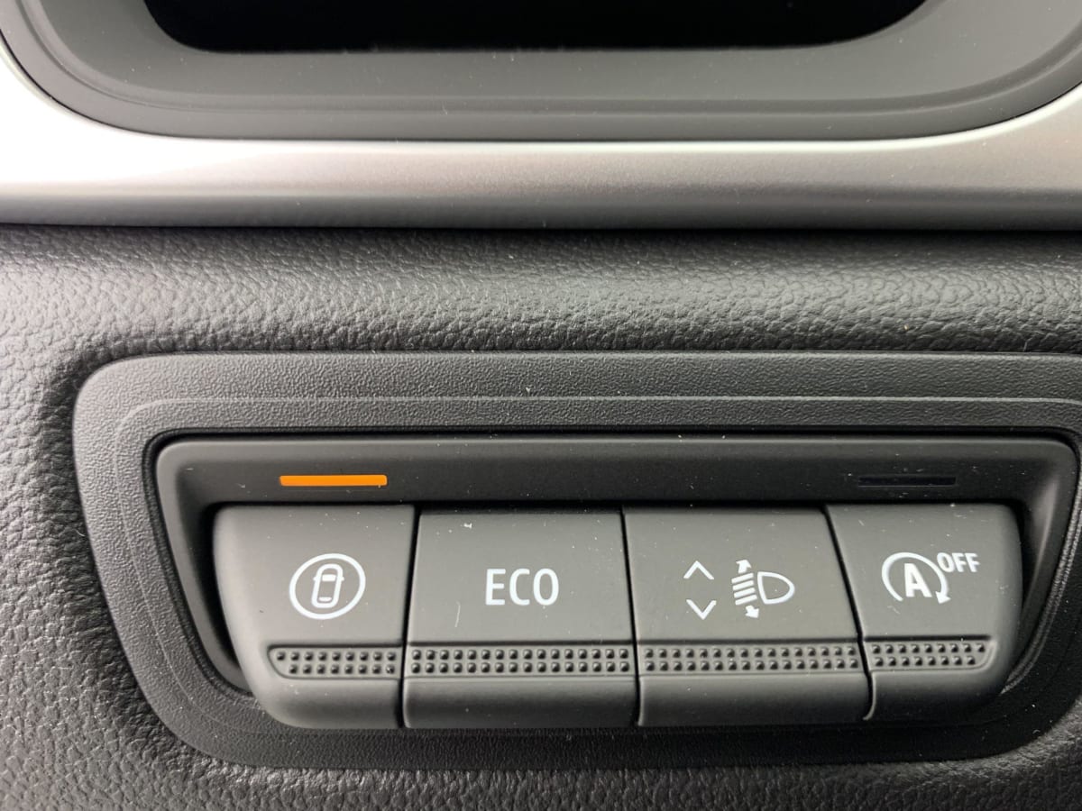 Renault Captur - Image 17