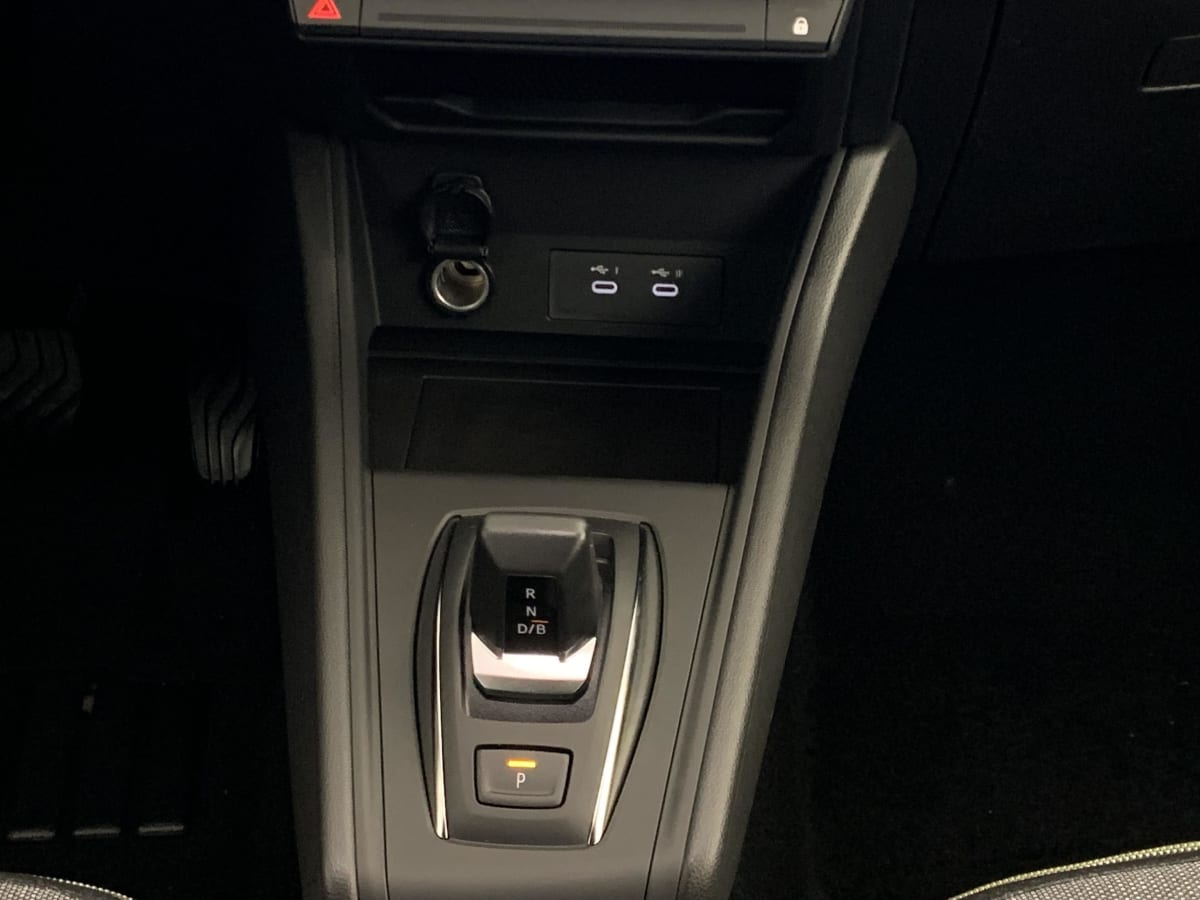 Renault Captur - Image 41