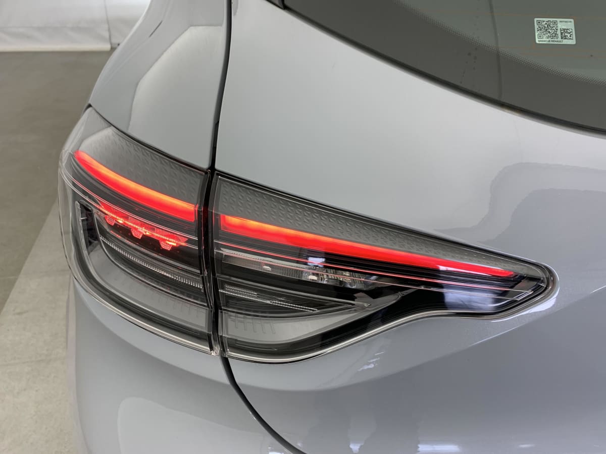 Renault CLIO 5 - Image 11