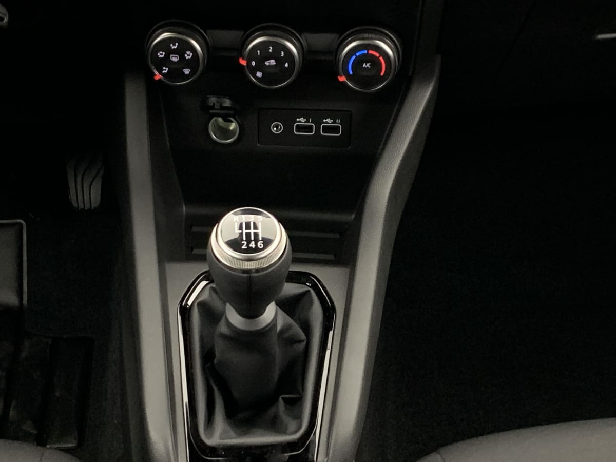 Renault CLIO 5 - Image 62