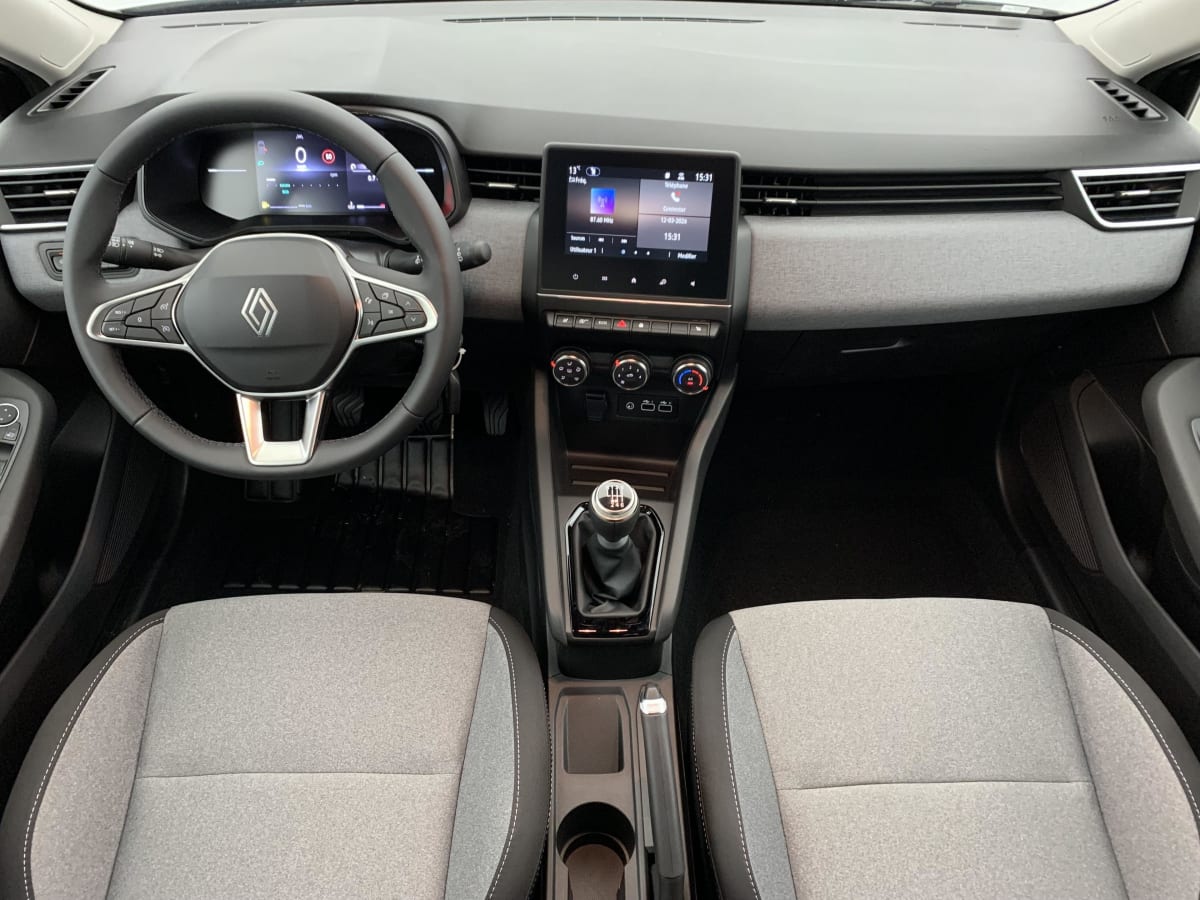 Renault CLIO 5 - Image 12