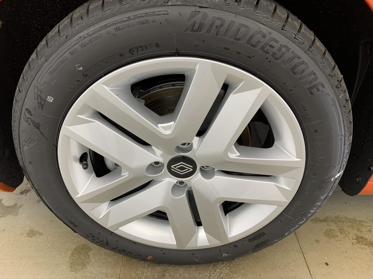 Renault CLIO 5 - Image 20