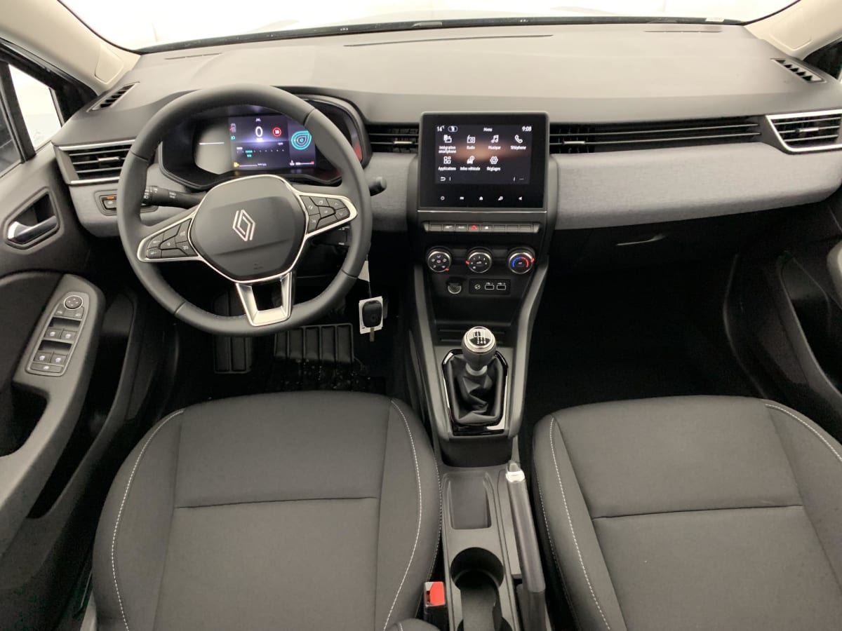 Renault CLIO 5 - Image 13