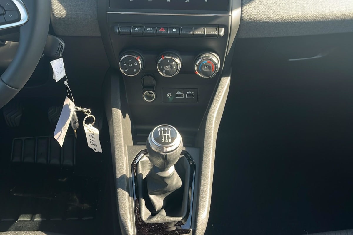 Renault CLIO 5 - Image 55