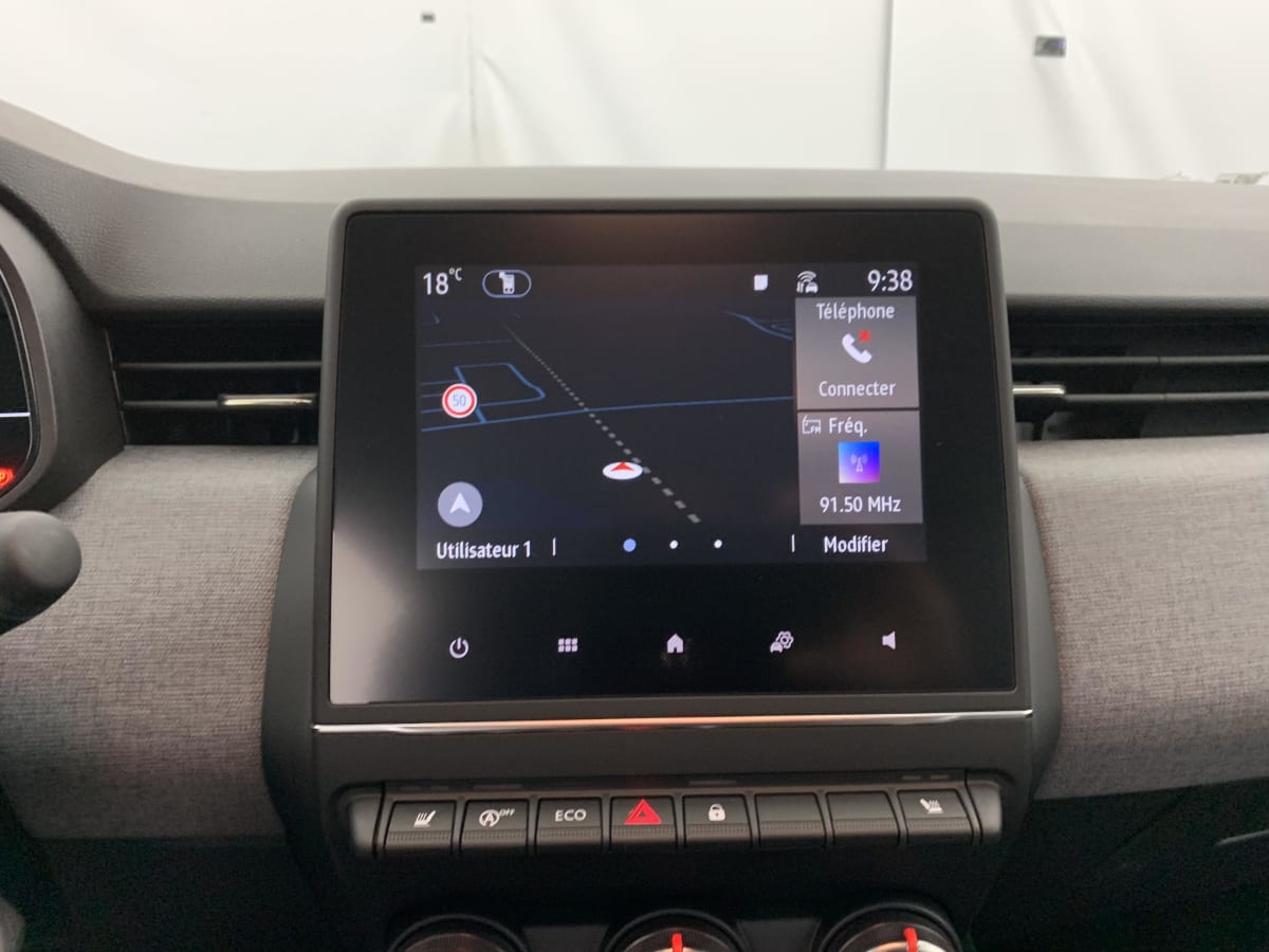 Renault CLIO 5 - Image 40