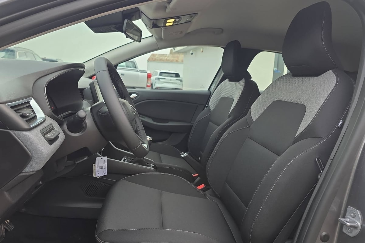 Renault CLIO 5 - Image 49