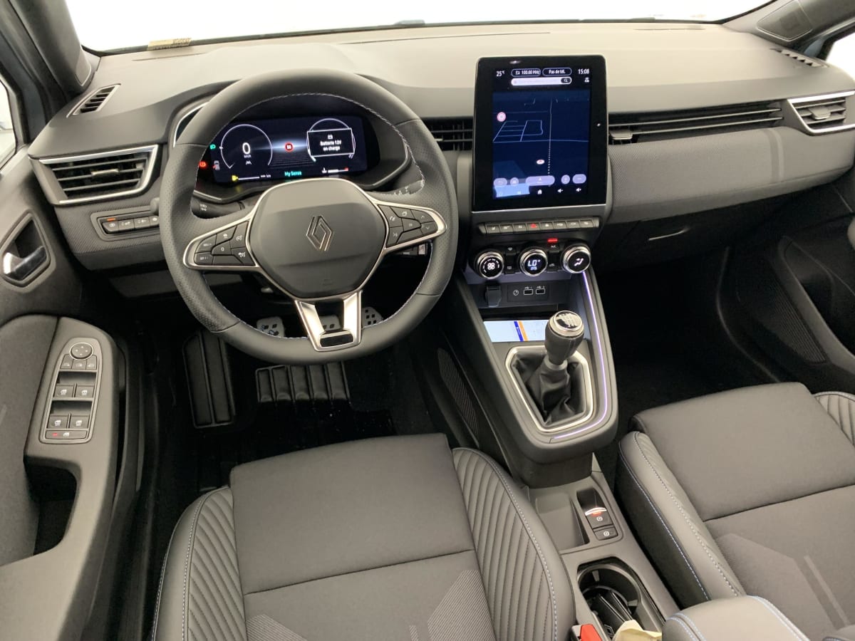 Renault CLIO 5 - Image 14