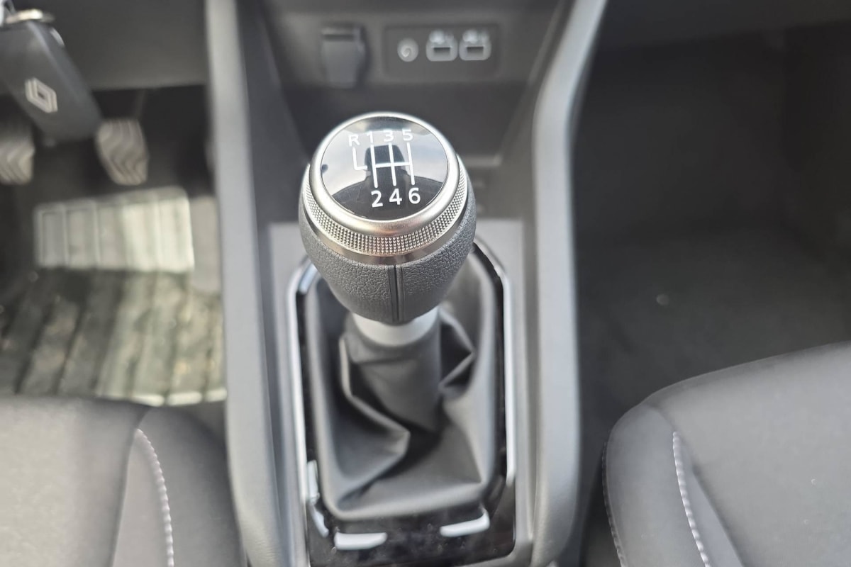 Renault CLIO 5 - Image 16