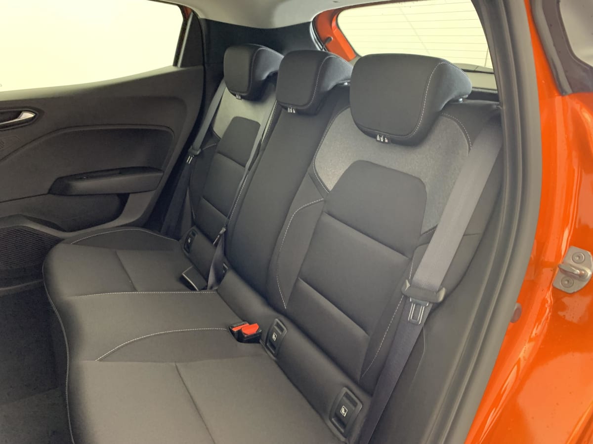 Renault CLIO 5 - Image 18