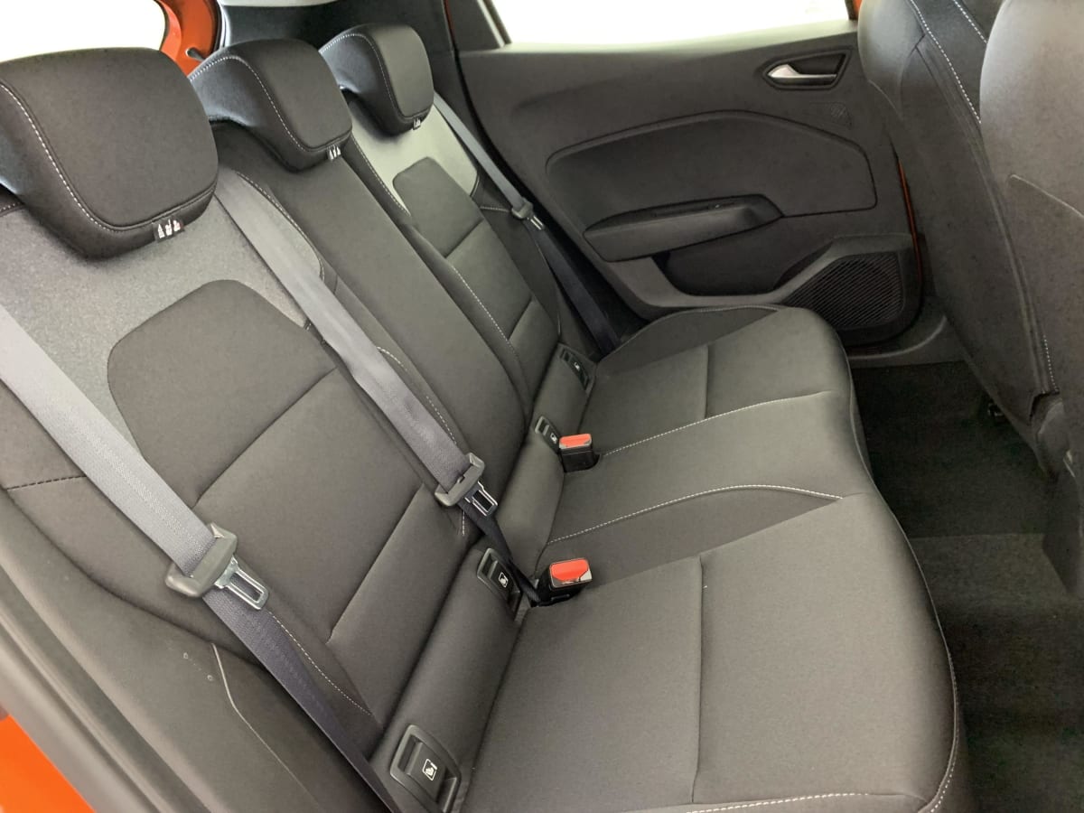 Renault CLIO 5 - Image 10