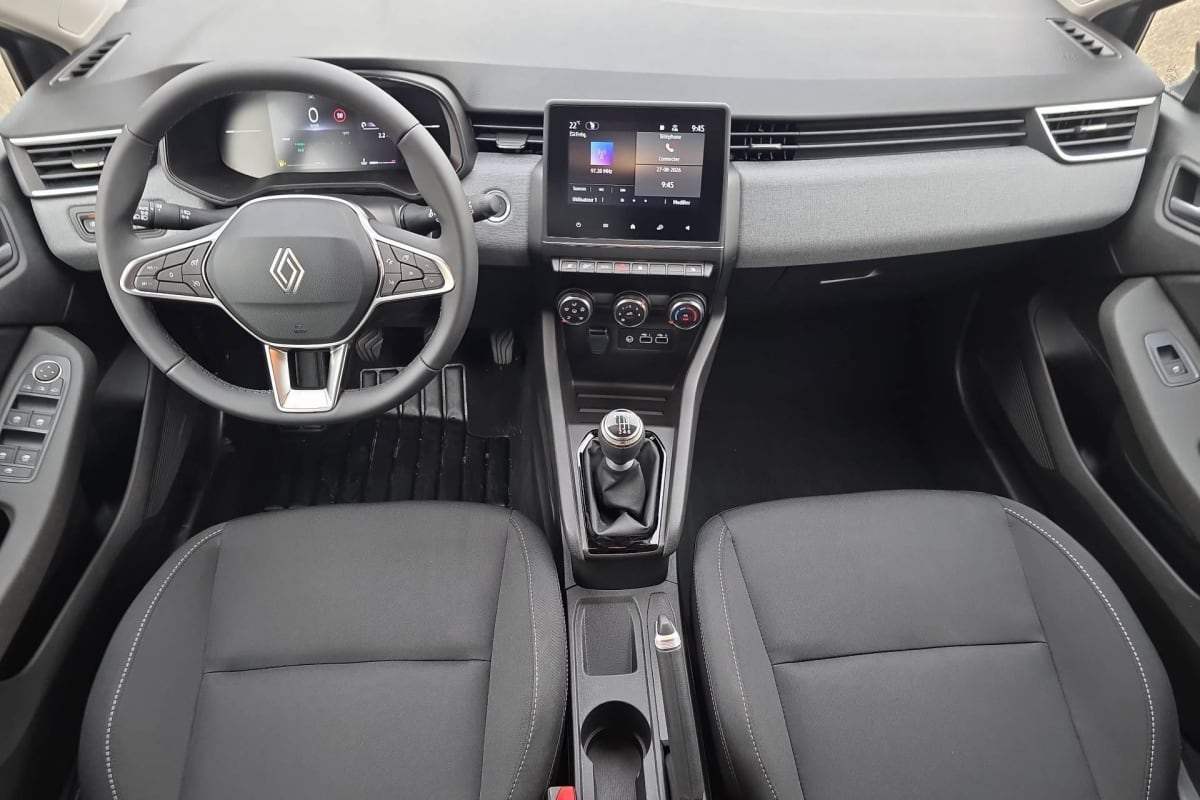 Renault CLIO 5 - Image 38
