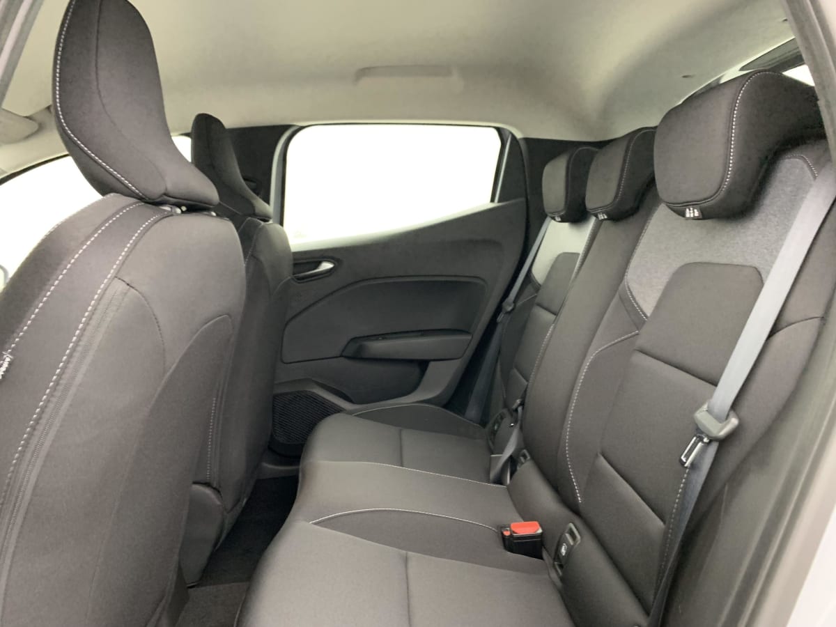 Renault CLIO 5 - Image 18