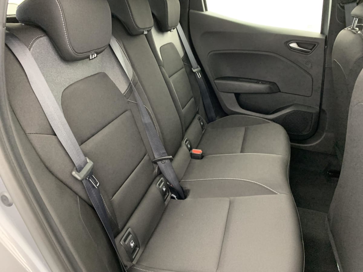 Renault CLIO 5 - Image 11