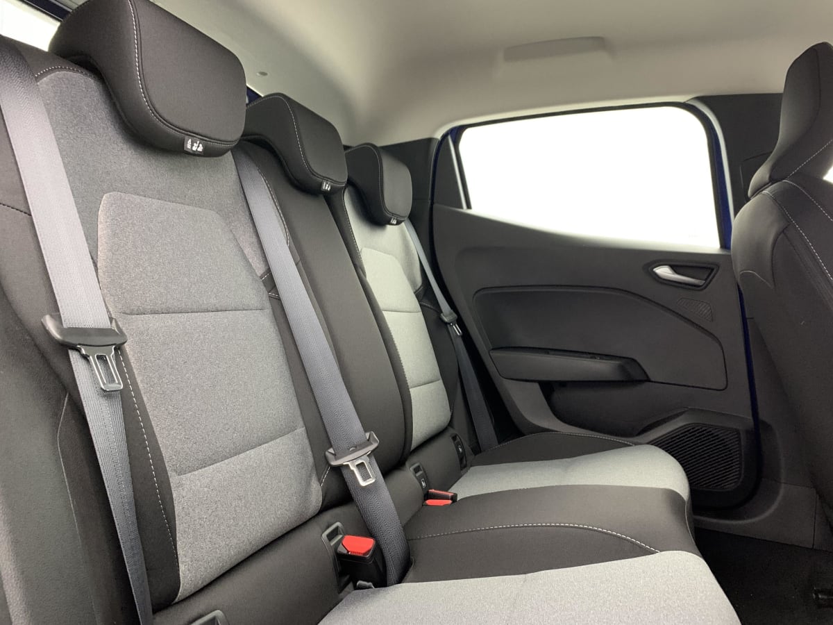 Renault CLIO 5 - Image 10