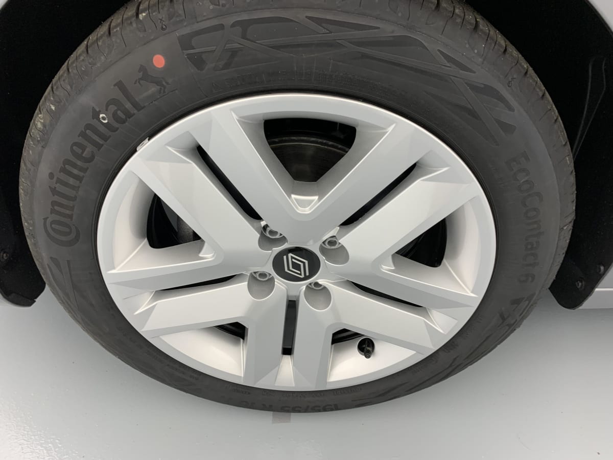 Renault CLIO 5 - Image 20