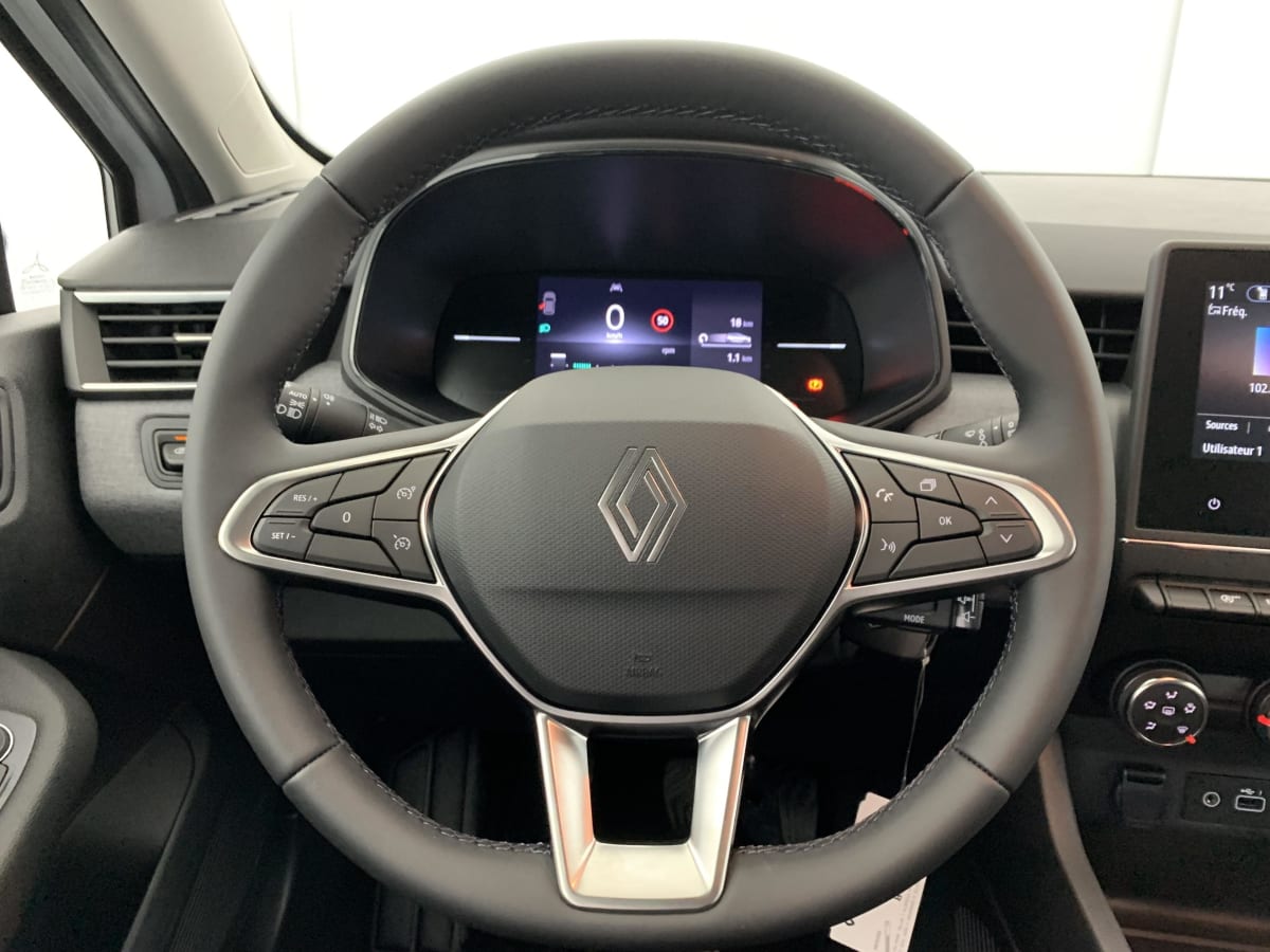 Renault CLIO 5 - Image 15