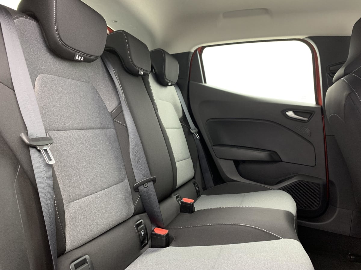 Renault CLIO 5 - Image 10