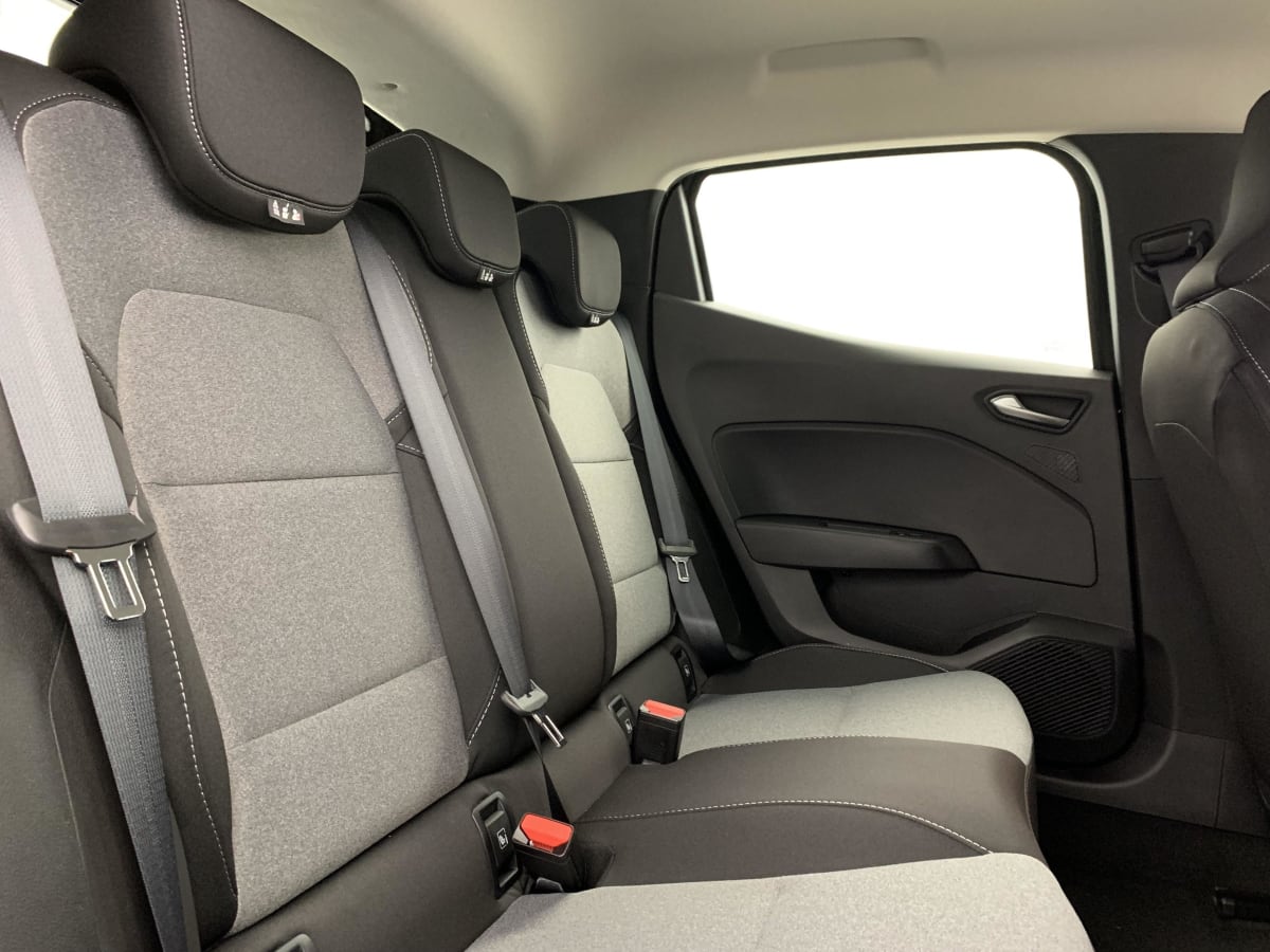 Renault CLIO 5 - Image 10