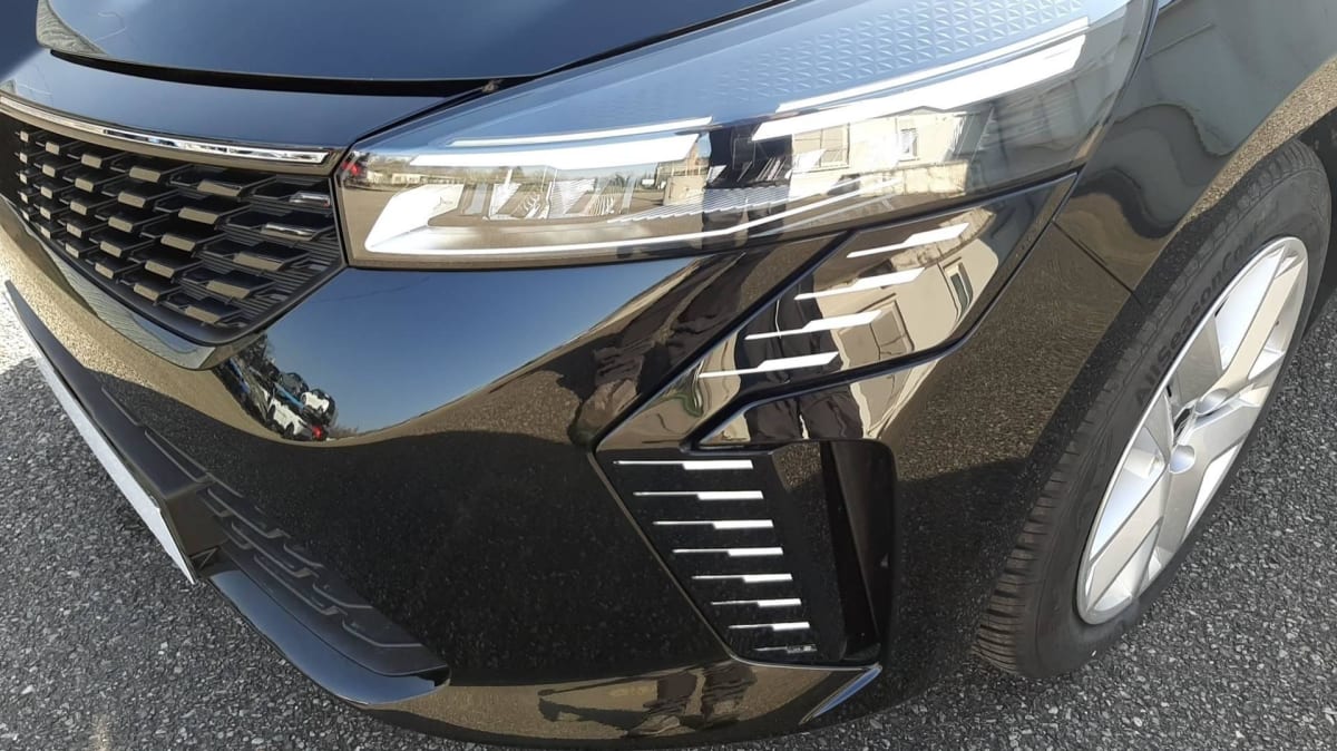 Renault CLIO 5 - Image 24