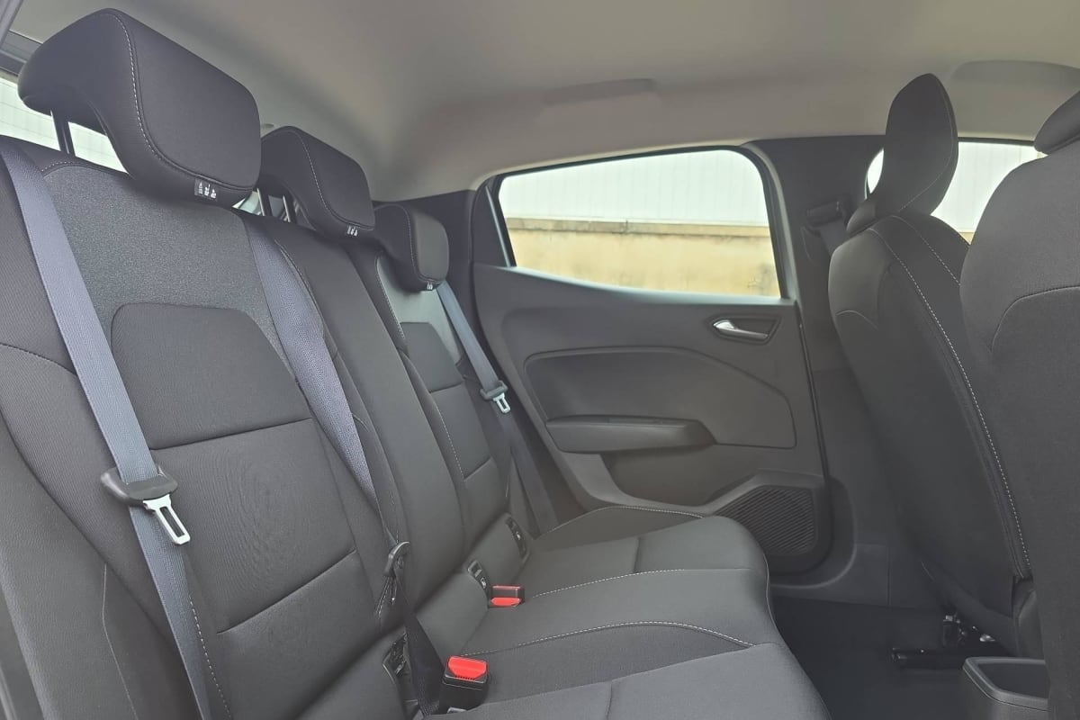 Renault CLIO 5 - Image 36
