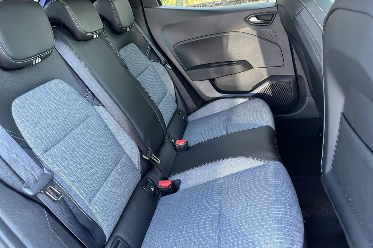 Renault CLIO 5 - Image 36