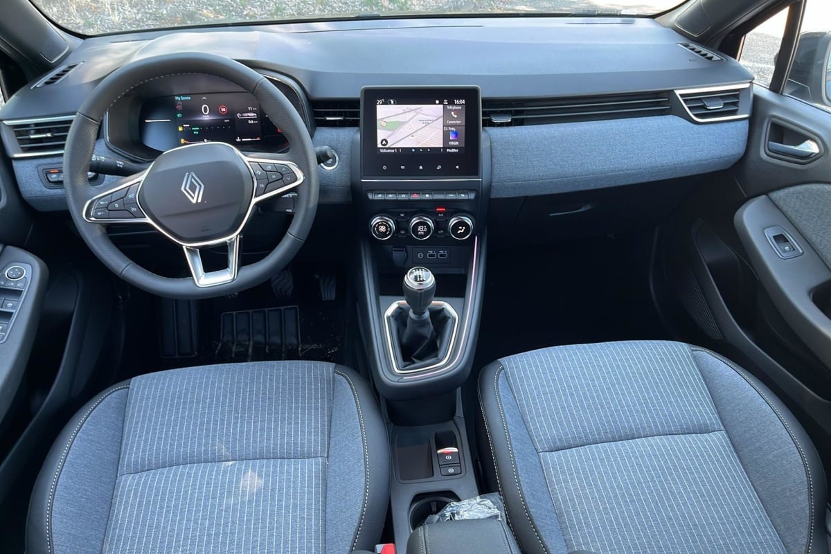 Renault CLIO 5 - Image 13