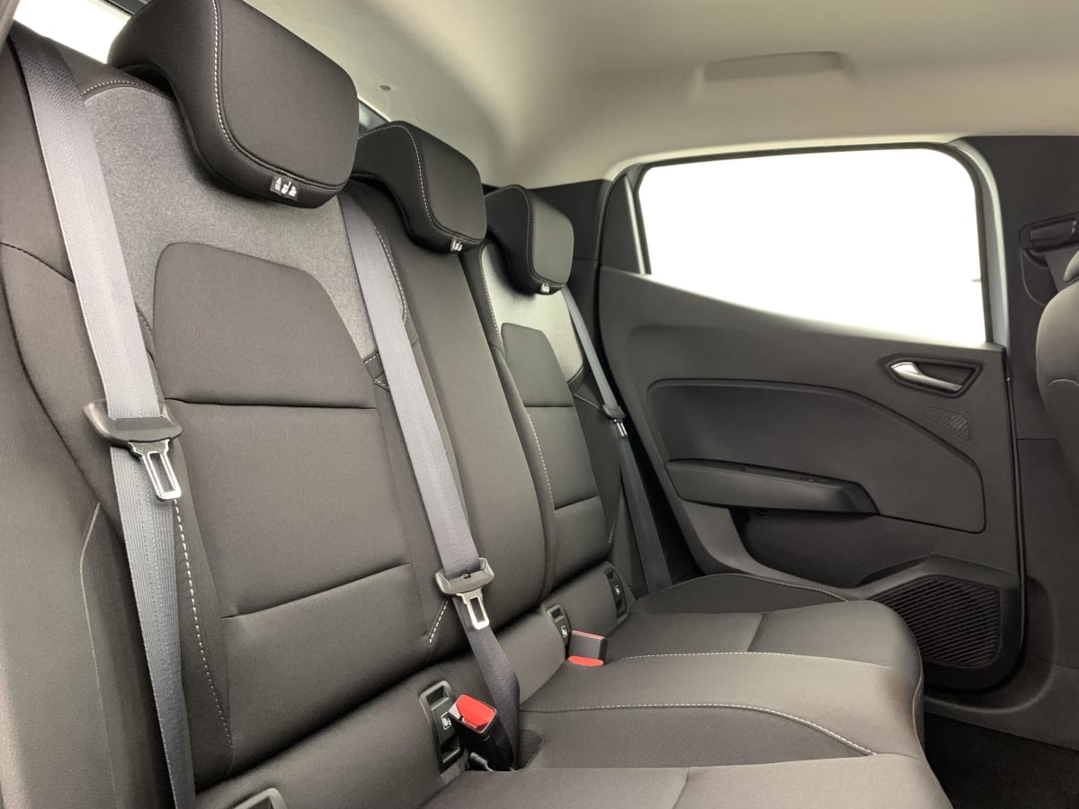 Renault CLIO 5 - Image 10