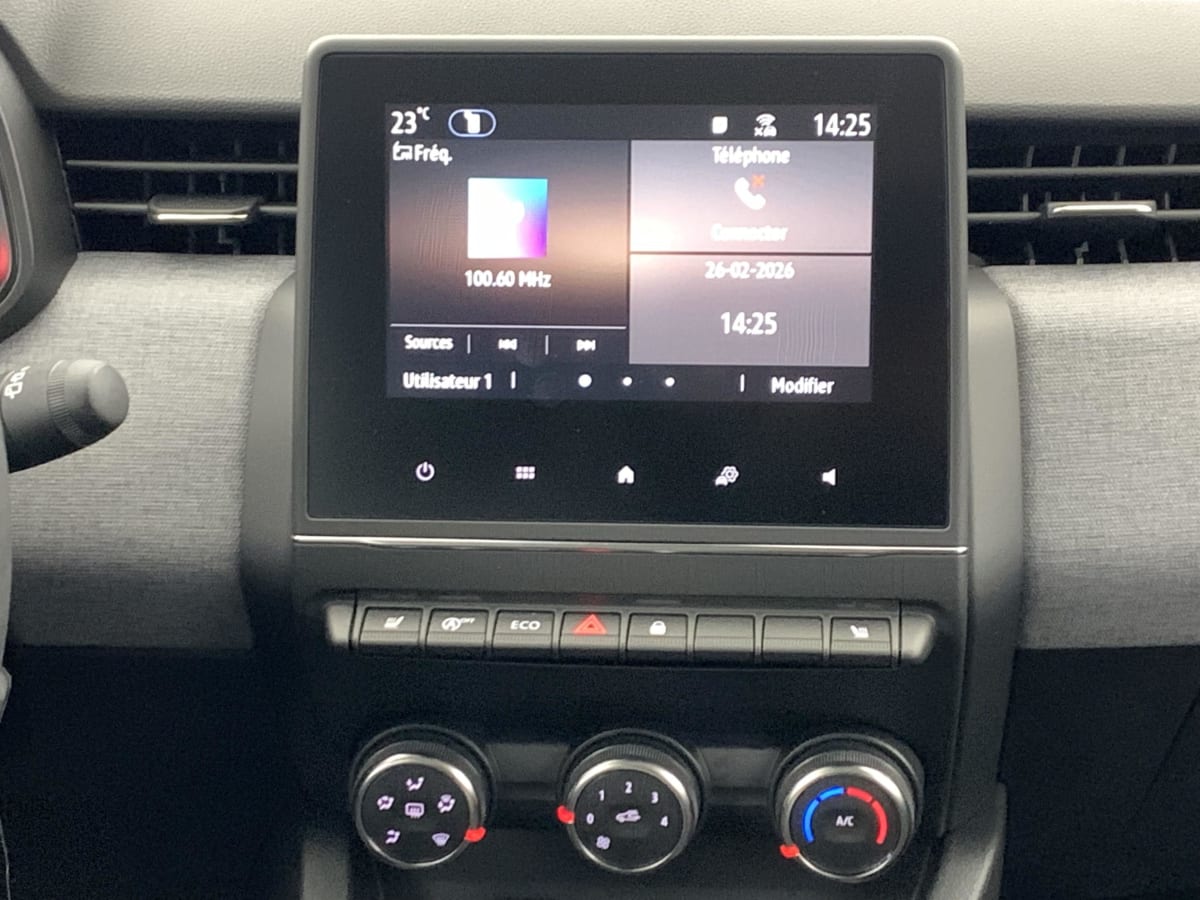 Renault CLIO 5 - Image 42