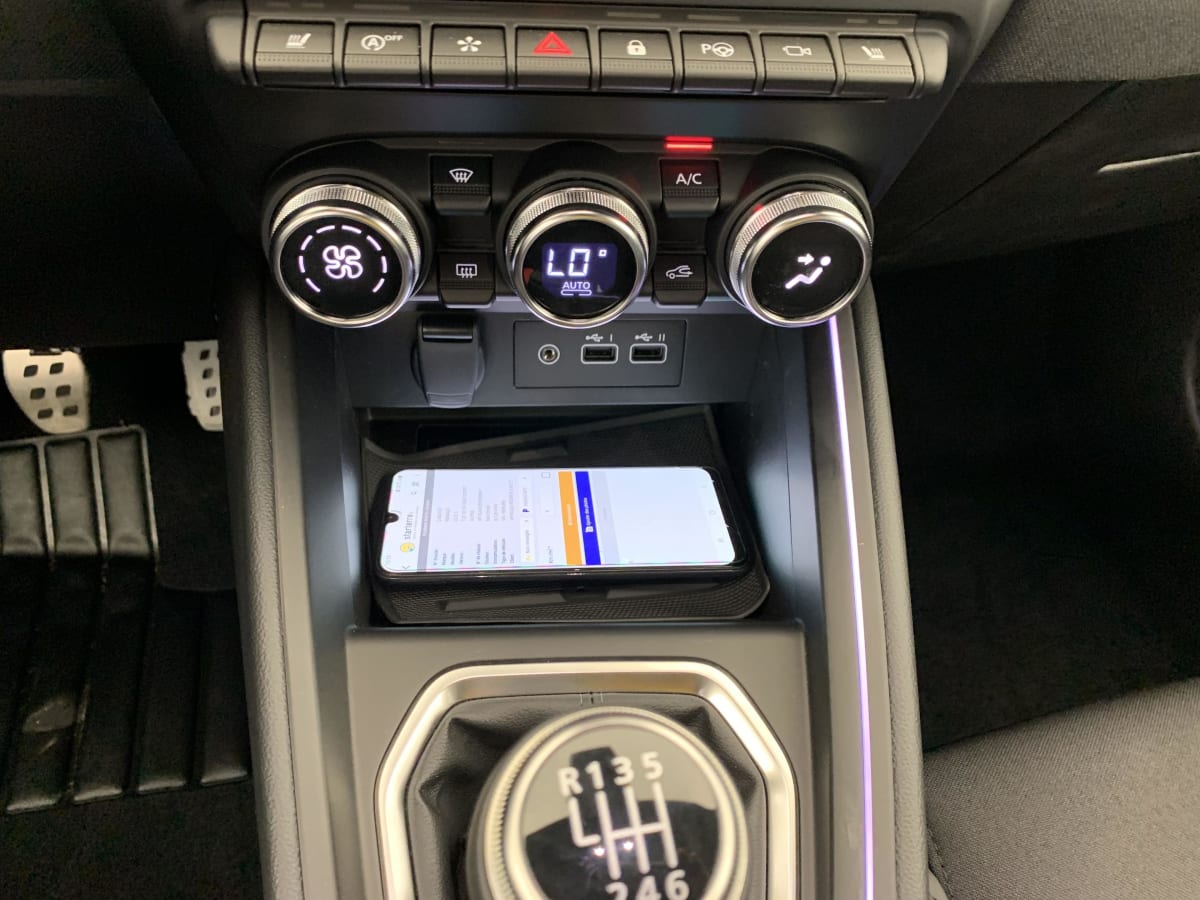 Renault CLIO 5 - Image 71