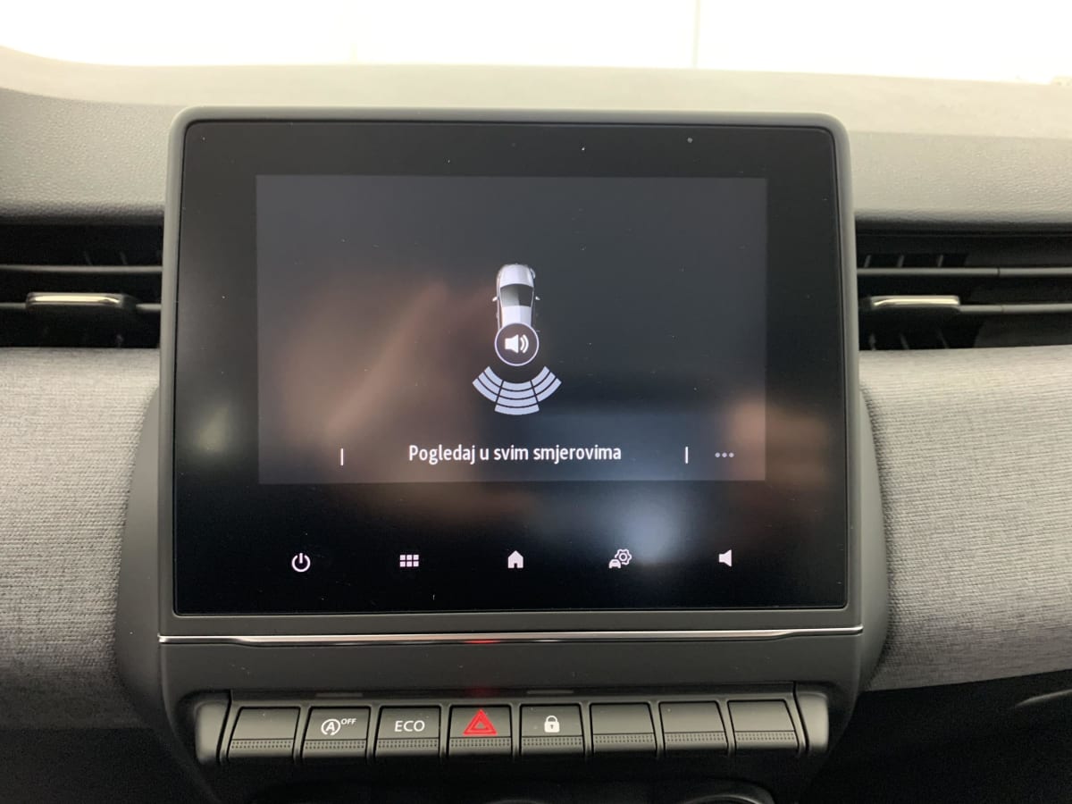 Renault CLIO 5 - Image 39