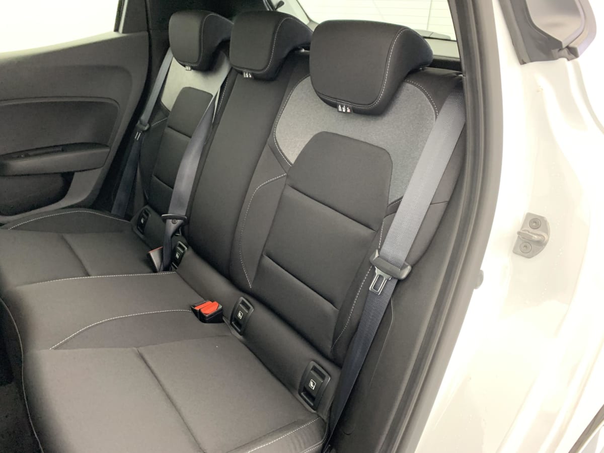 Renault CLIO 5 - Image 20