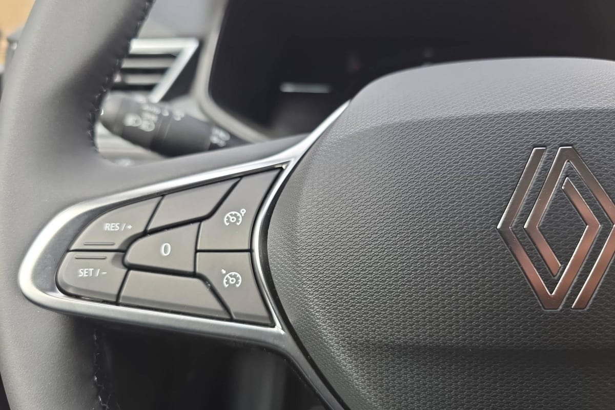 Renault CLIO 5 - Image 42