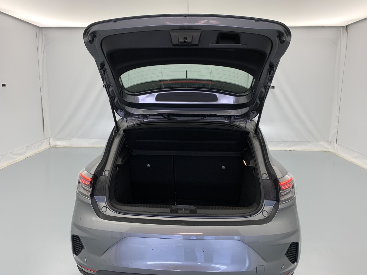 Renault CLIO 5 - Image 12