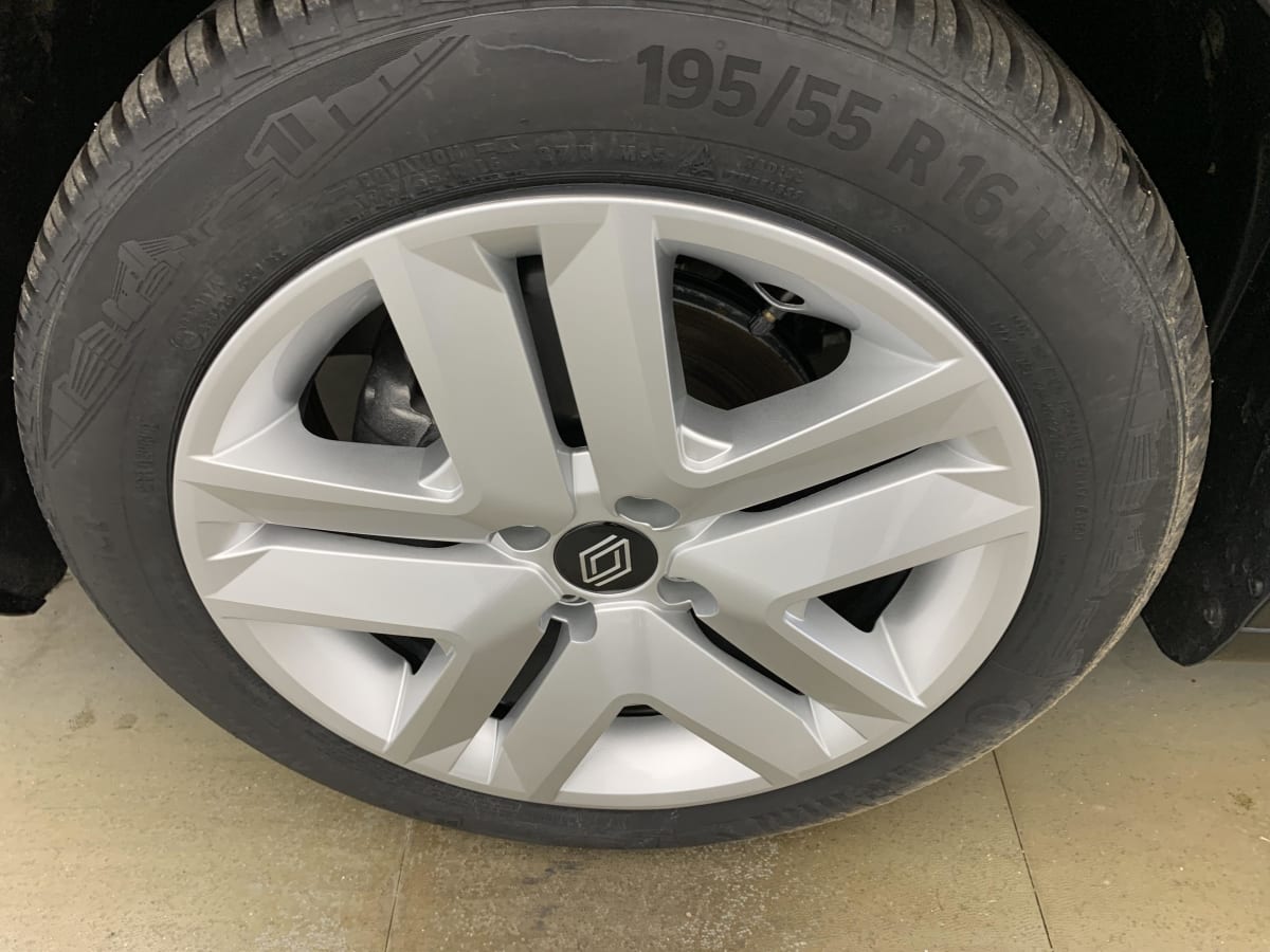 Renault CLIO 5 - Image 45