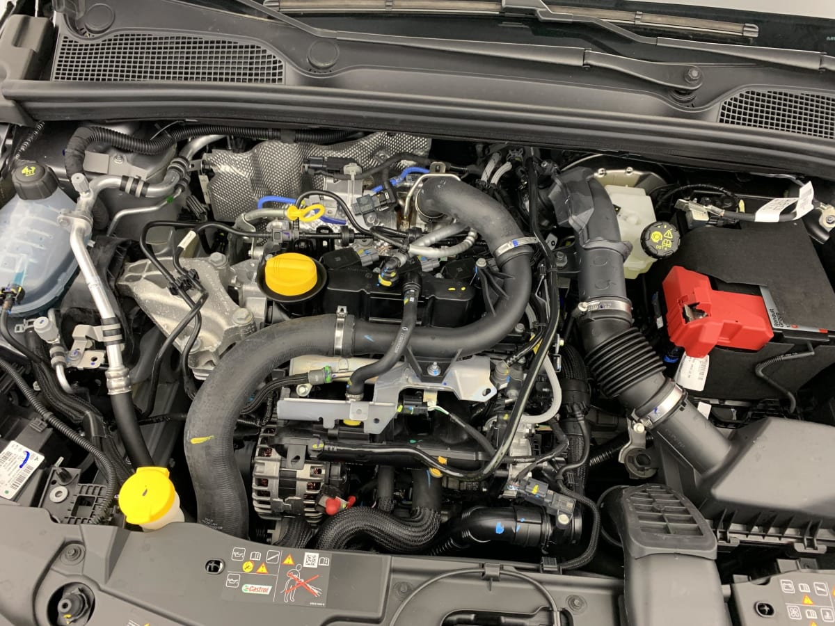 Renault CLIO 5 - Image 21