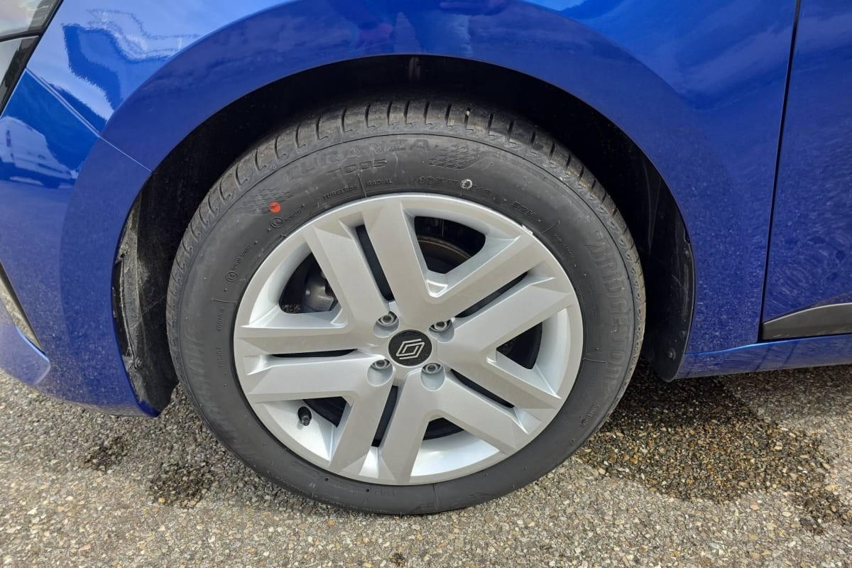 Renault CLIO 5 - Image 51