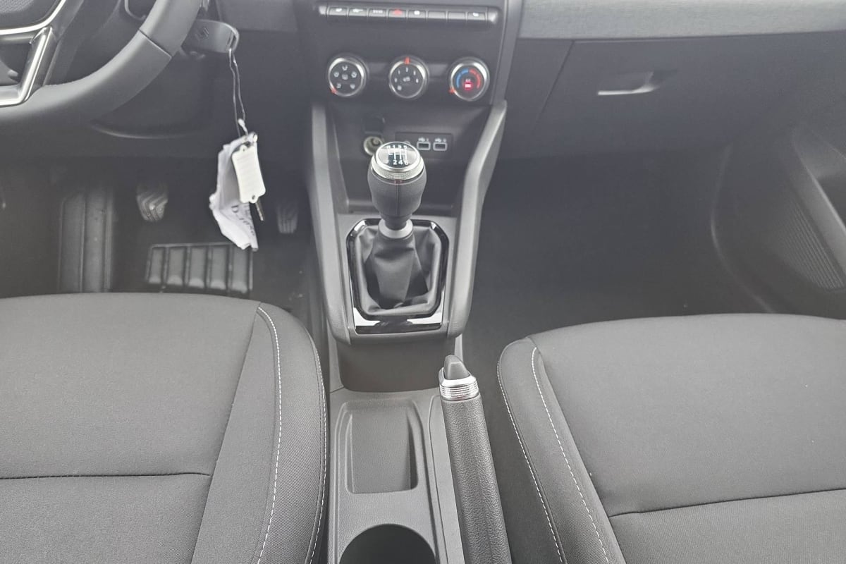 Renault CLIO 5 - Image 17
