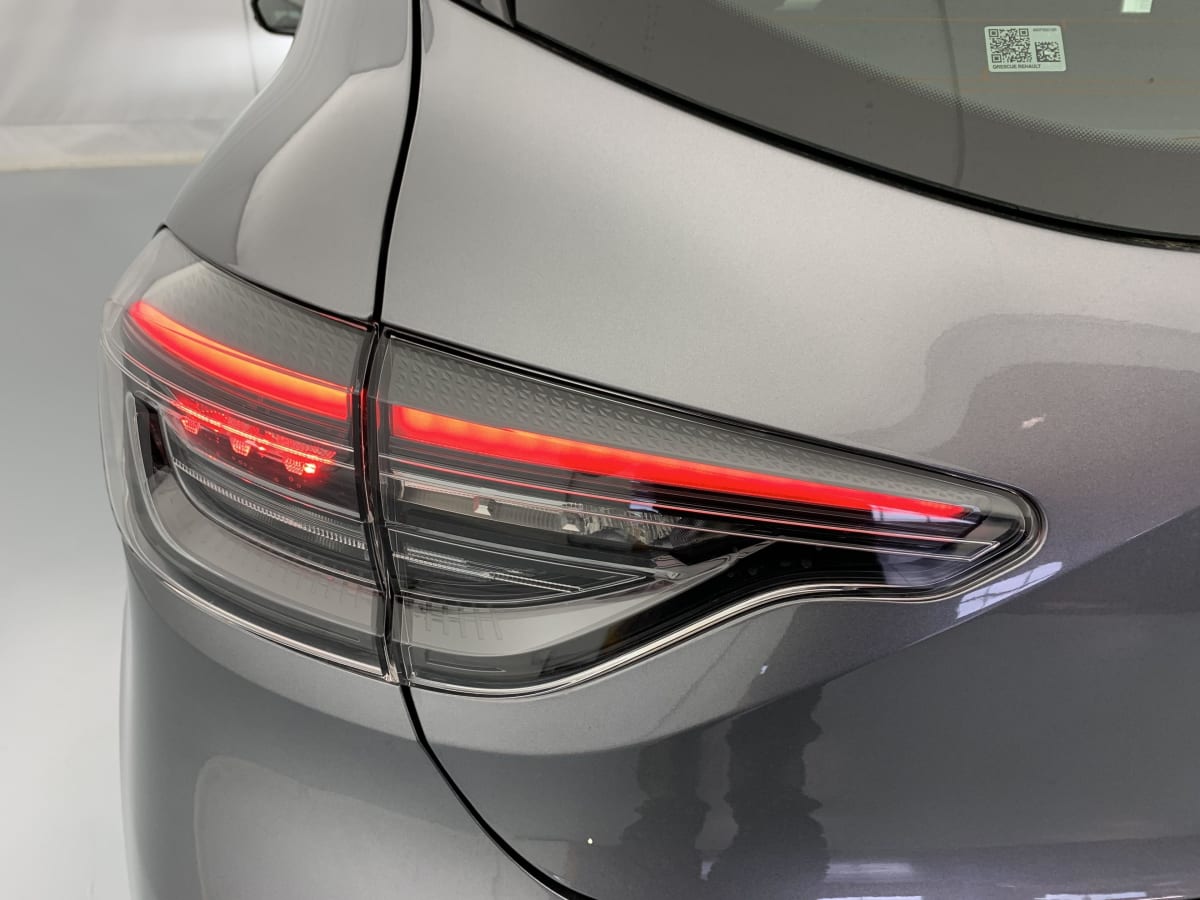 Renault CLIO 5 - Image 11