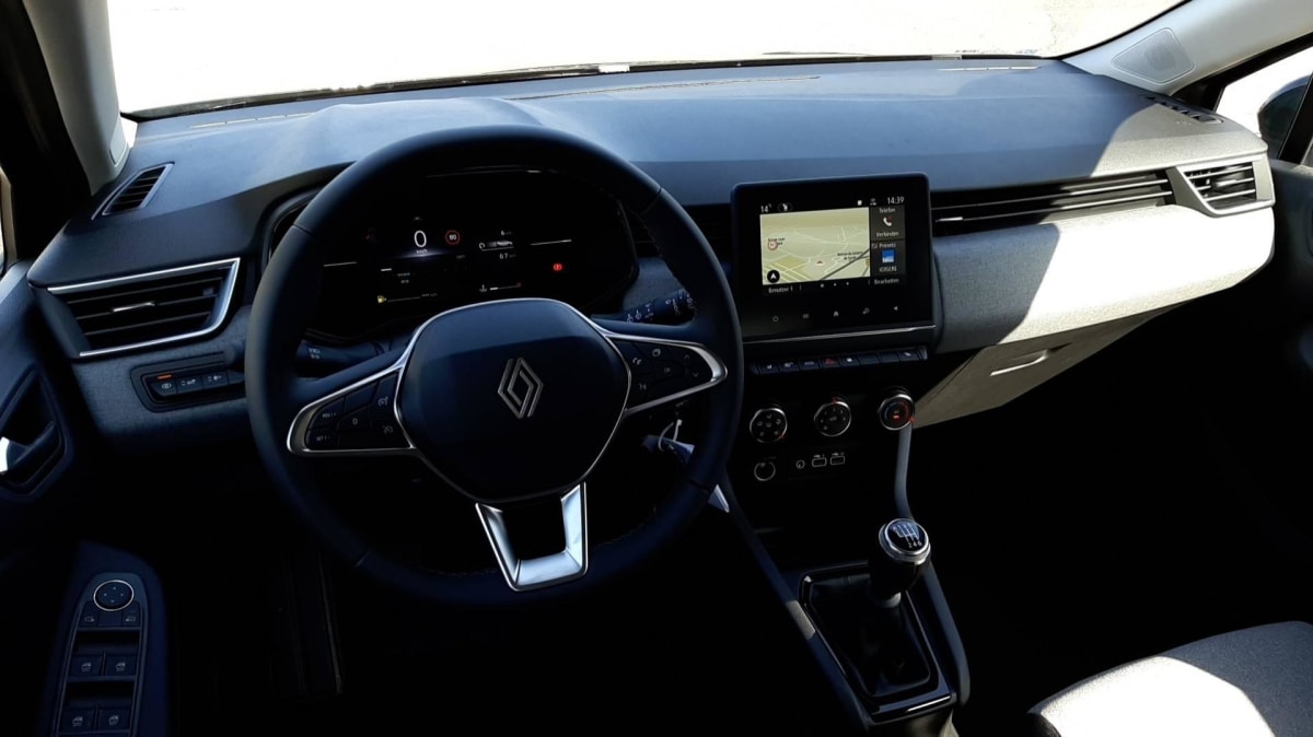 Renault CLIO 5 - Image 14