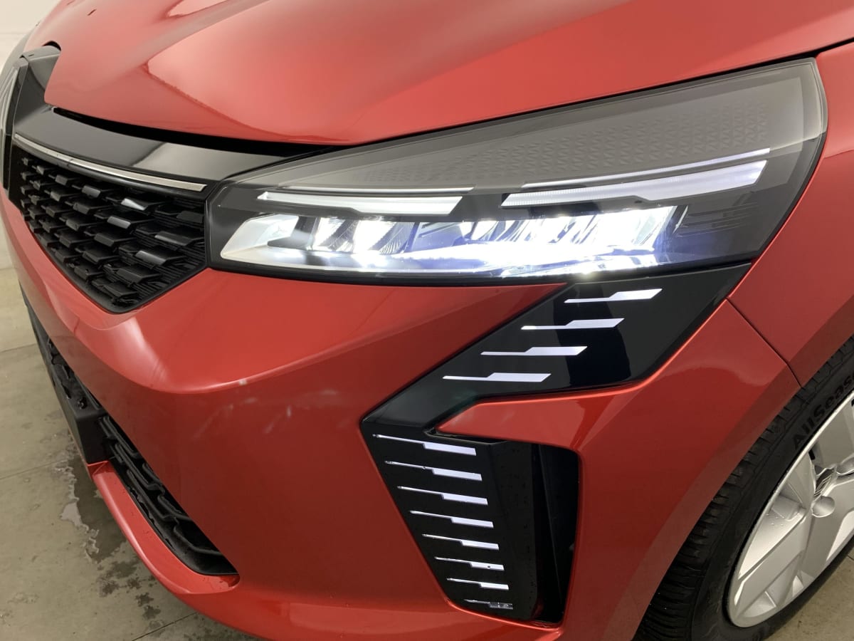 Renault CLIO 5 - Image 21